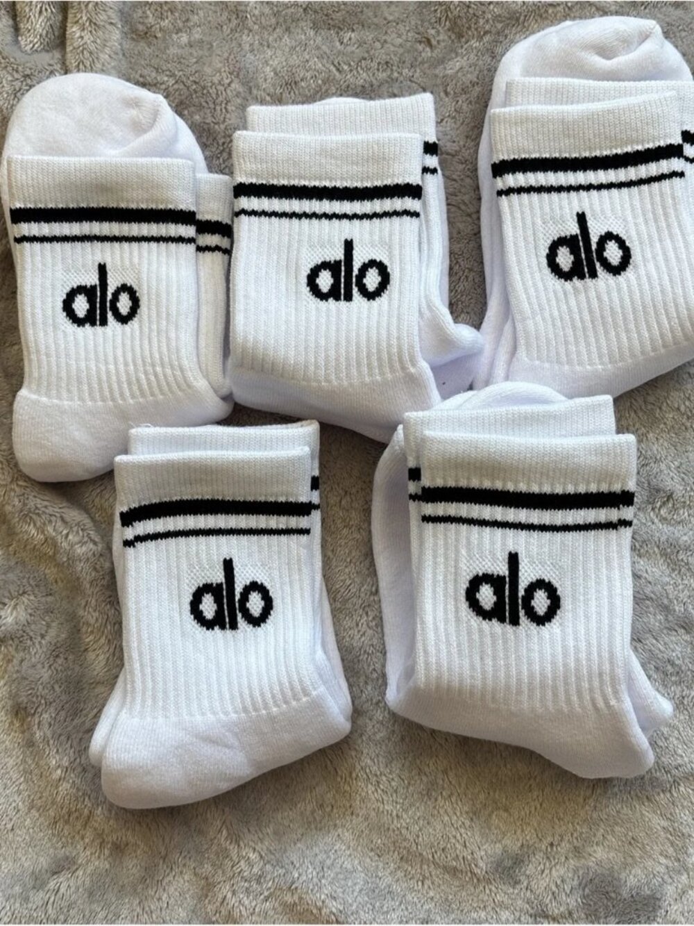 ALO Yoga White Striped Logo Ribbed Crew Socks 5 Pairs Athletic Socks